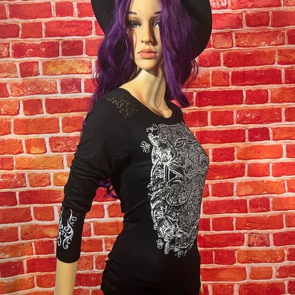 Affliction Women’s T-Shirt - Picture 9 of 12